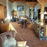 Scheunenloft Usedom-4, Grosszuegige Familienoase, Hunde-freundlich Mit Riesigem Garten