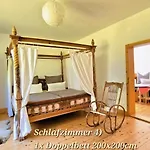 Scheunenloft Usedom-4, Grosszuegige Familienoase, Hunde-freundlich Mit Riesigem Garten *