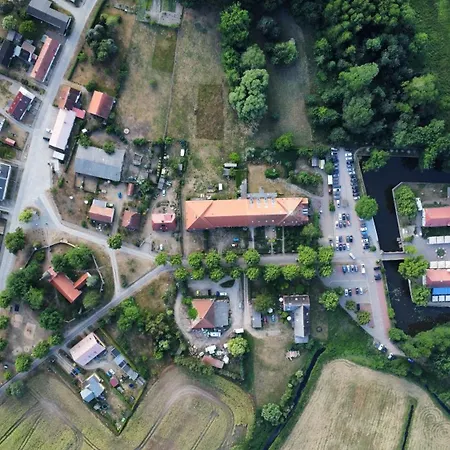 Scheunenloft Usedom-4, Grosszuegige Familienoase, Hunde-freundlich Mit Riesigem Garten *