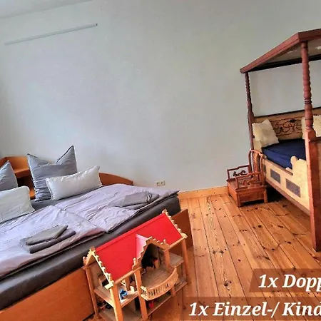 Scheunenloft Usedom-4, Grosszuegige Familienoase, Hunde-freundlich Mit Riesigem Garten Lejlighed Mellenthin